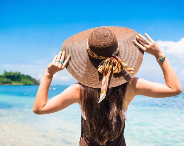 Как защитить волосы от солнца — основные правила