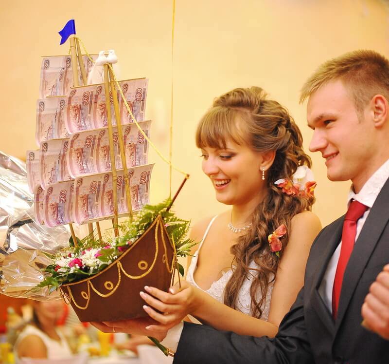 денежная лодка на свадьбу